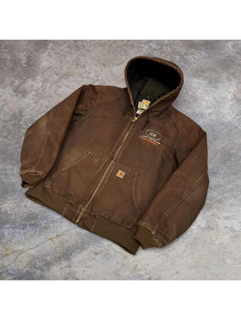 Carhartt chocolate brown hooded cavas jacket #workwear #outerwear